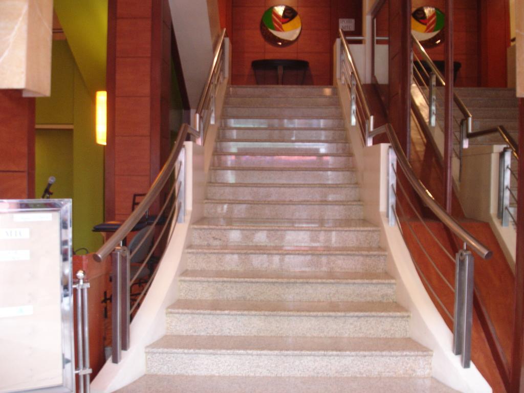 Bacolod Business Inn Exterior photo